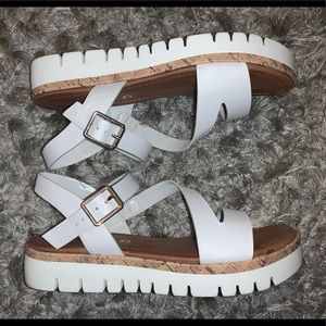 white chunky sandals size 8